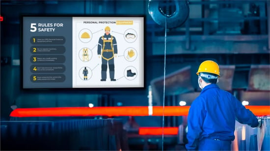 How to Reduce Labor Costs in Manufacturing with Digital Signage