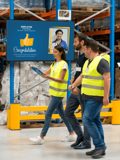 Digital Signage in Warehouses